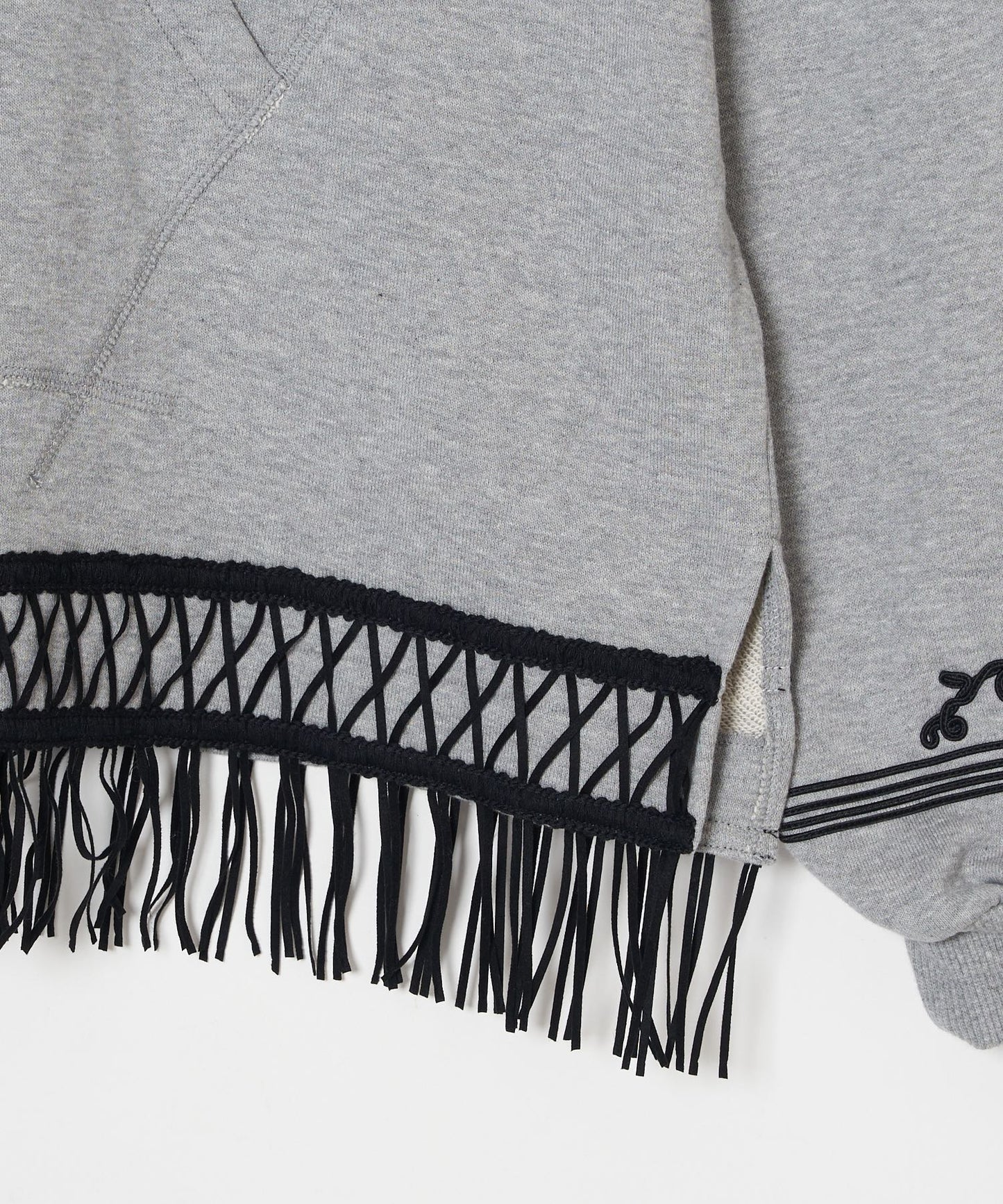 meagratia Embroidery wide hoodie