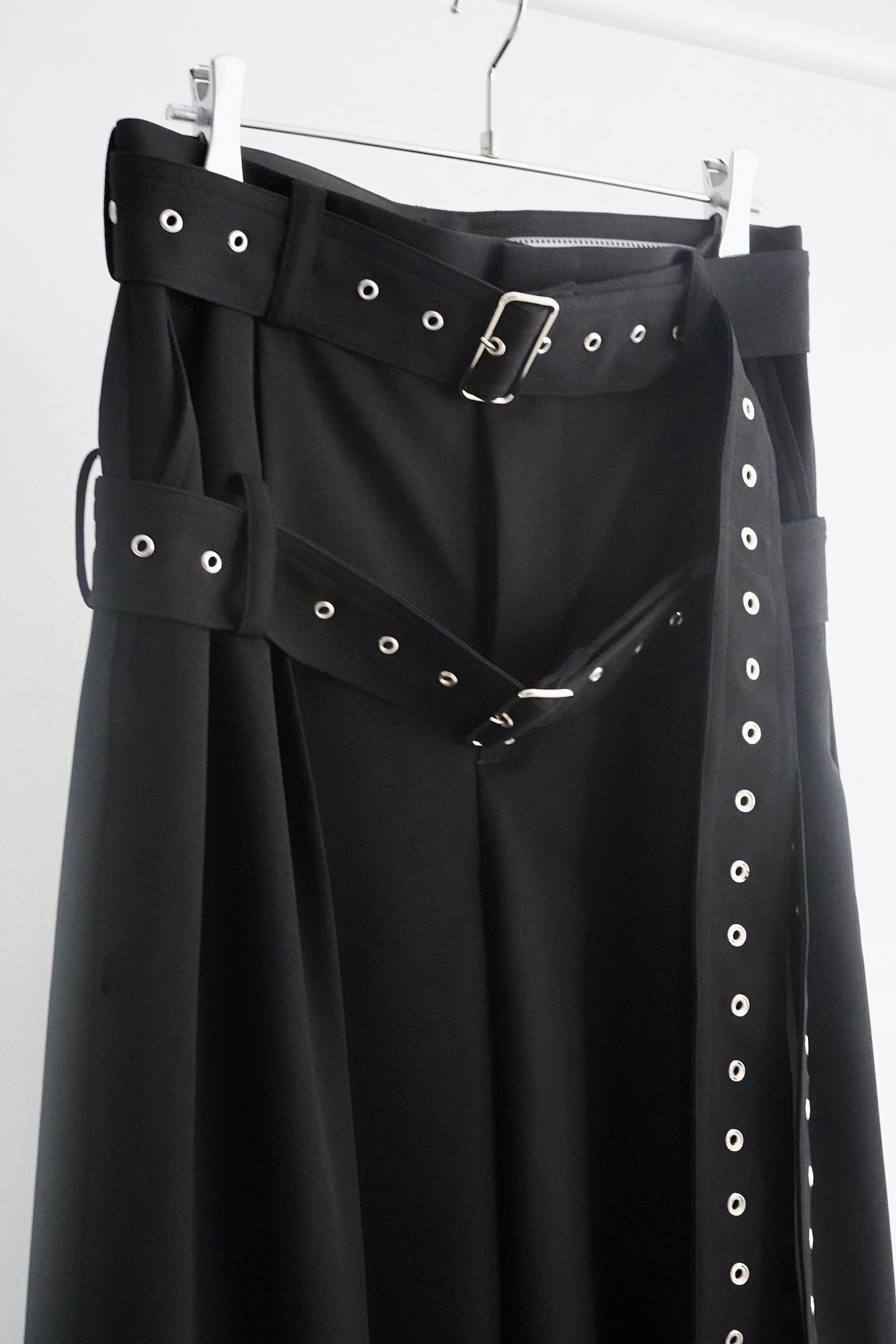 disemBySiiK Belted Wide Trousers