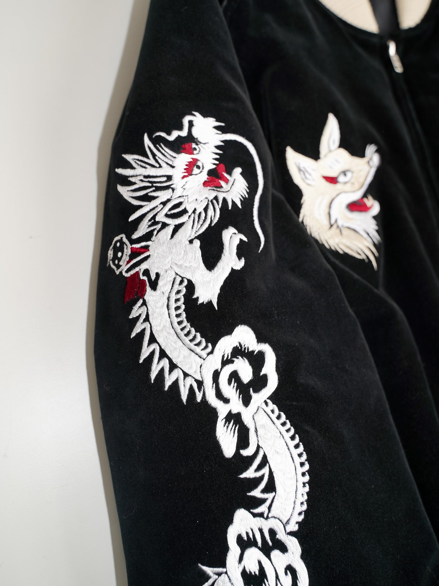 el conductorH VELVETEEN FOX  EMBROIDERED SOURVENIR JKT