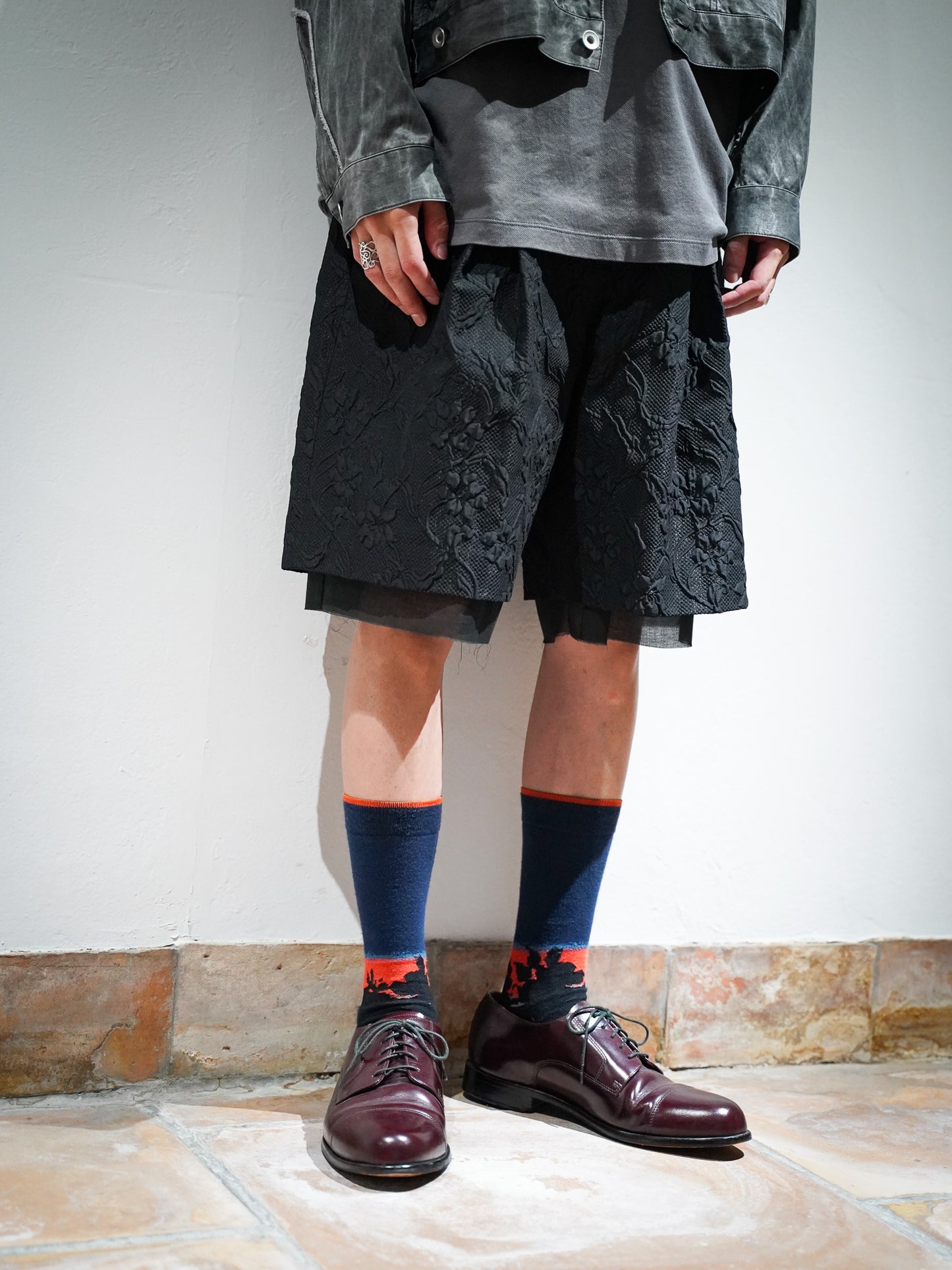 meagratia Embossing layered short PT