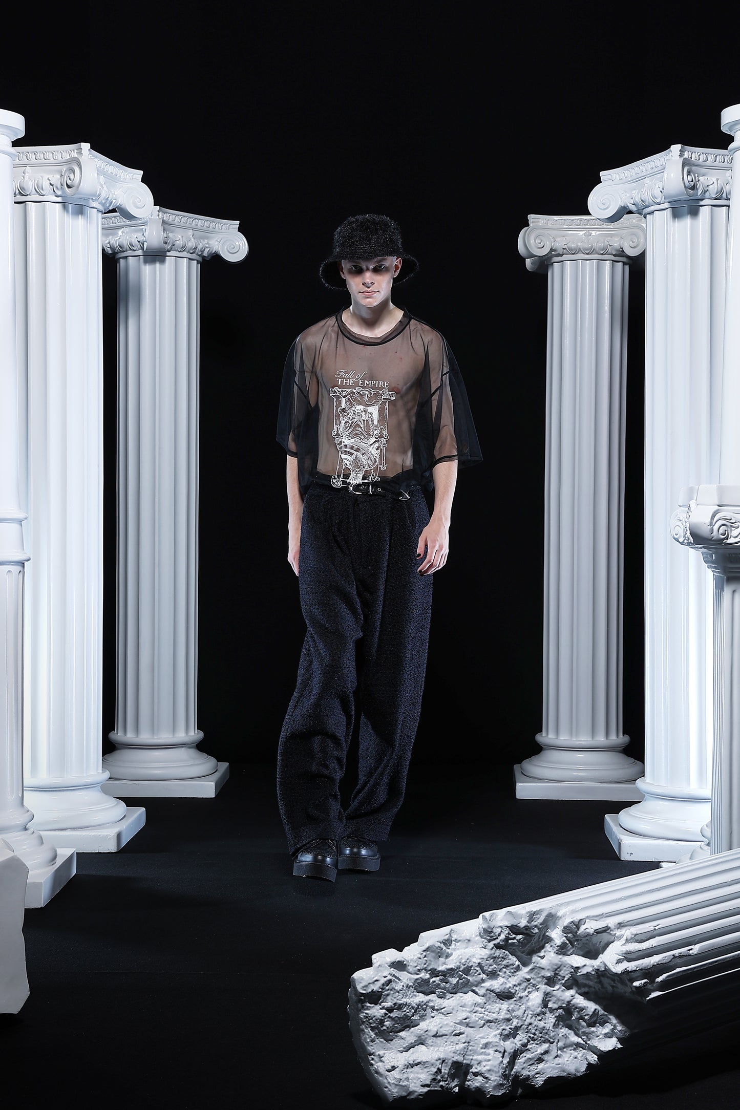 el conductorH SEE-THROUGH SHORT SLEEVE T-SHIRT