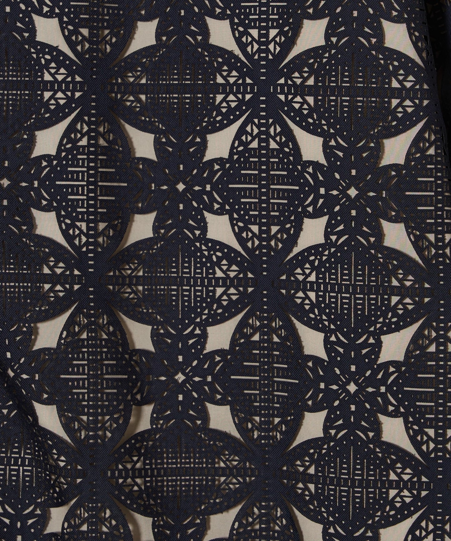 meagratia Laser pattern layered shirt