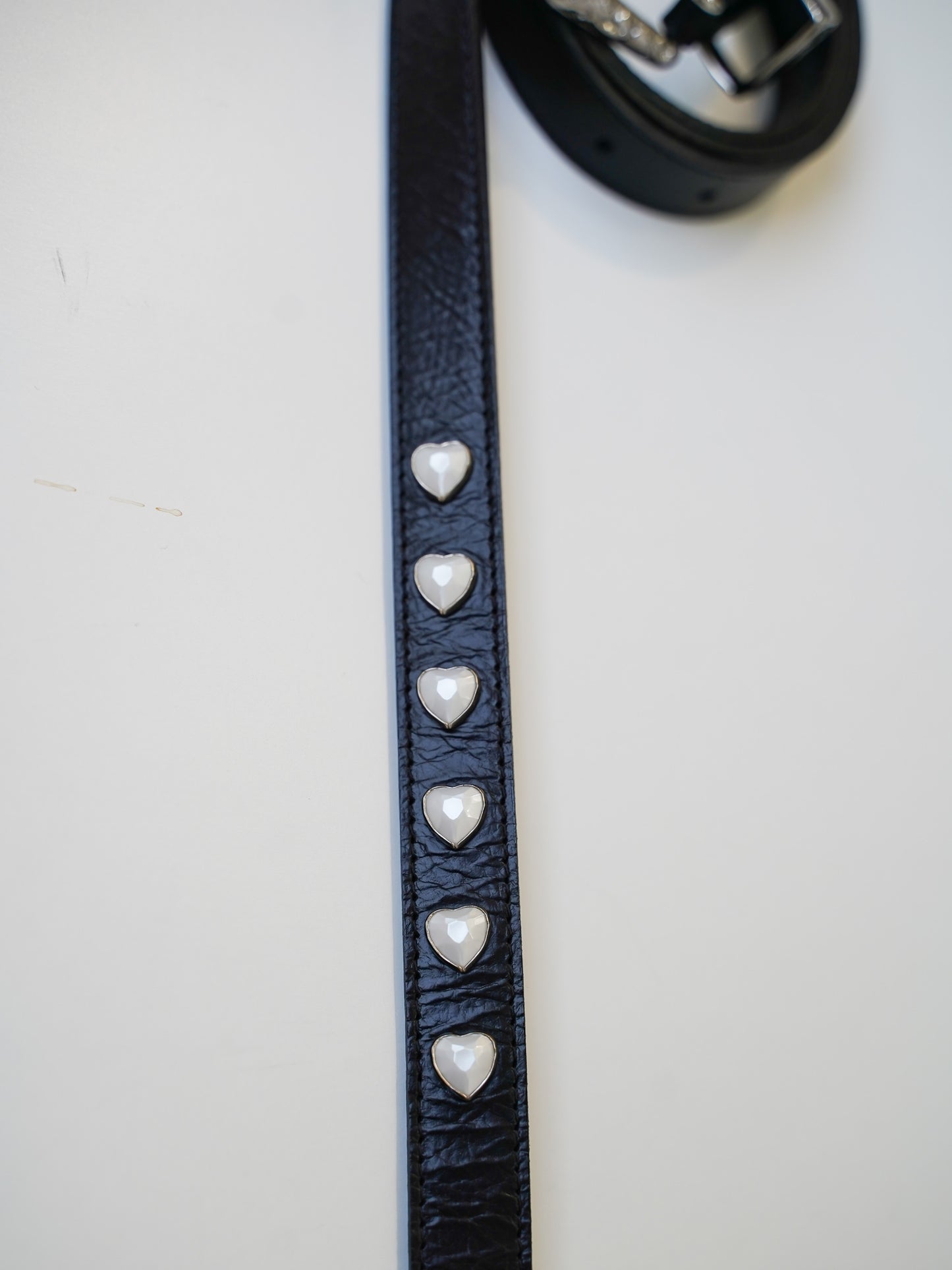 el conductorH HEART STUD BELT