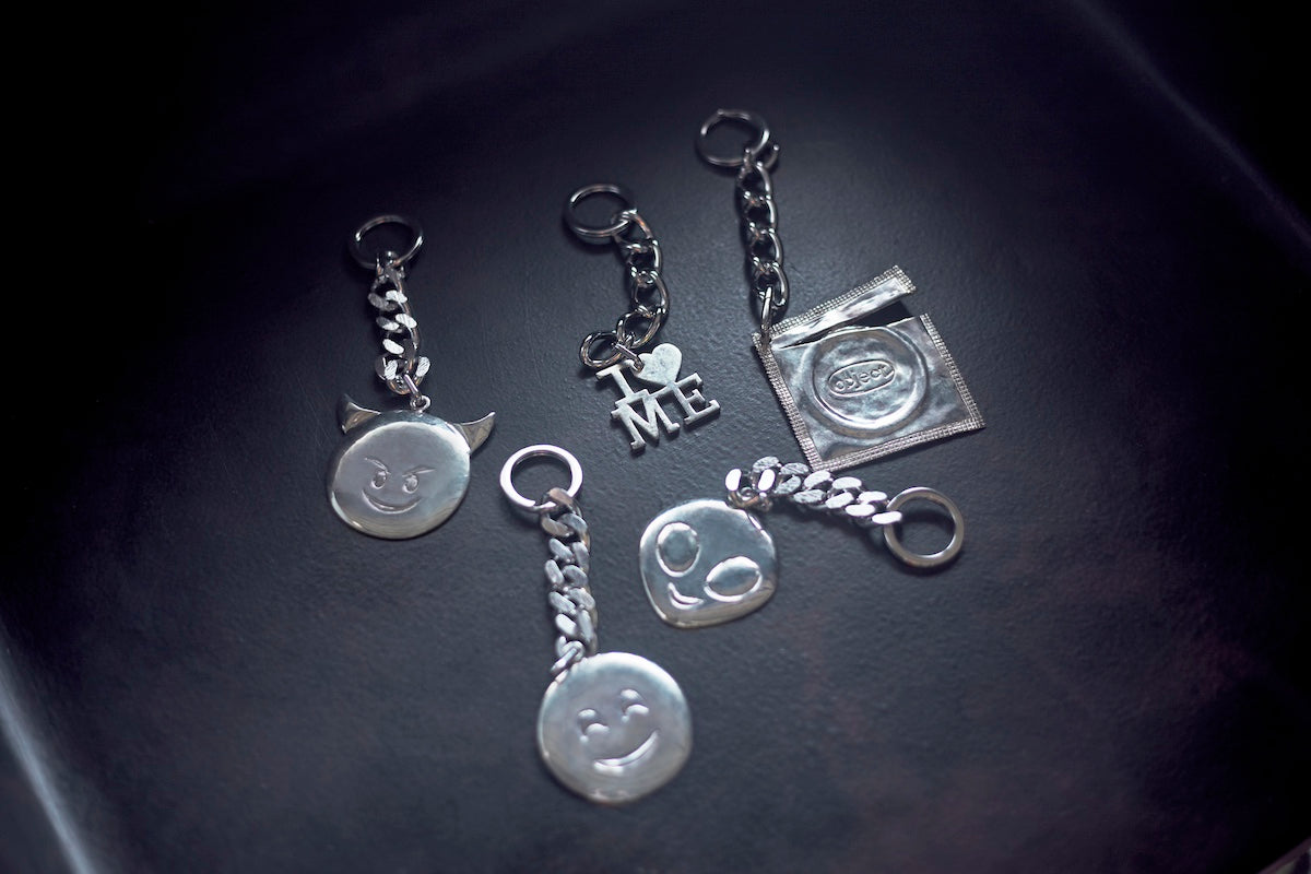 [残り1点] THE OBJECT I LOVE ME Keyring