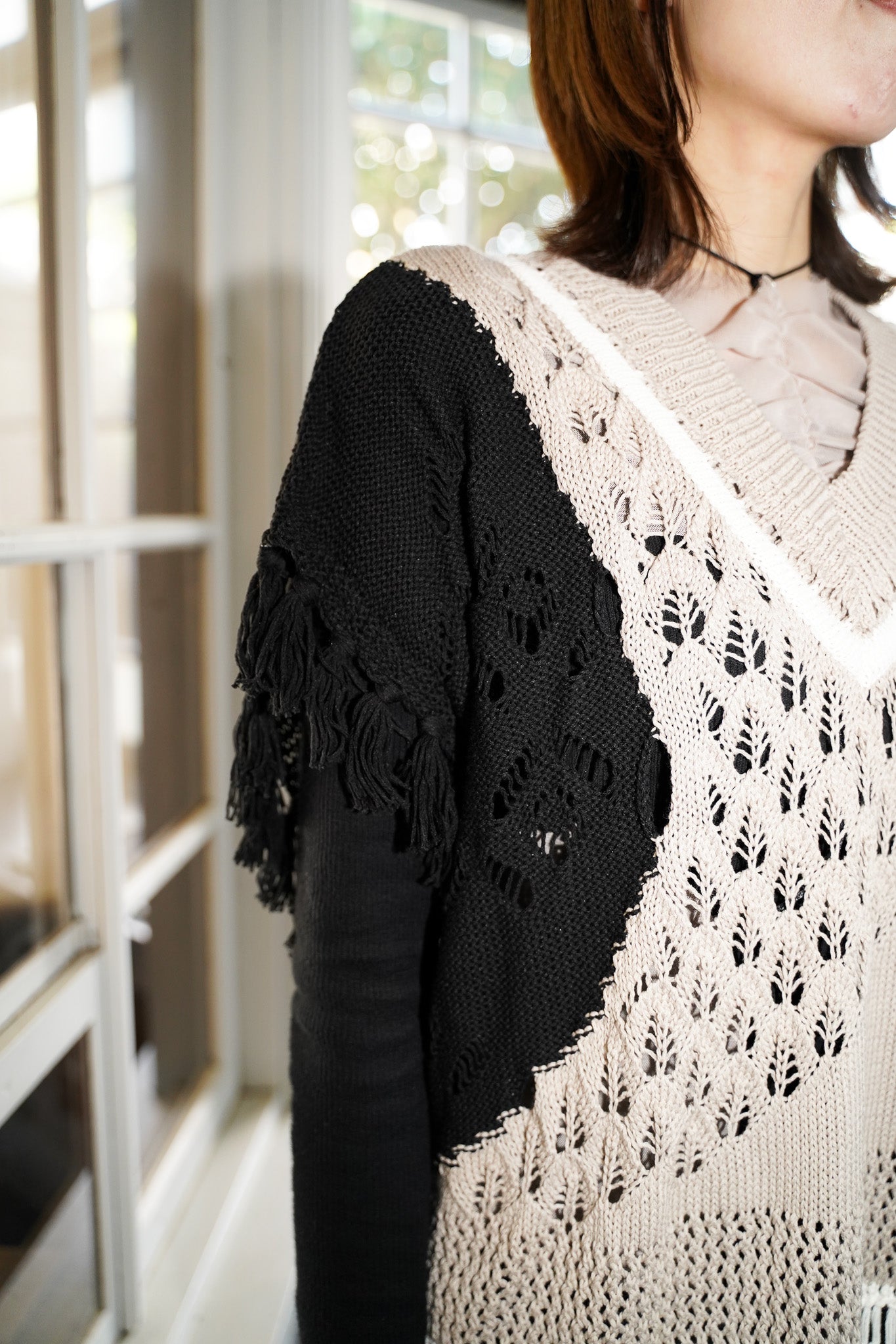 meagratia "SUNRISE SHADOWS" knit vest