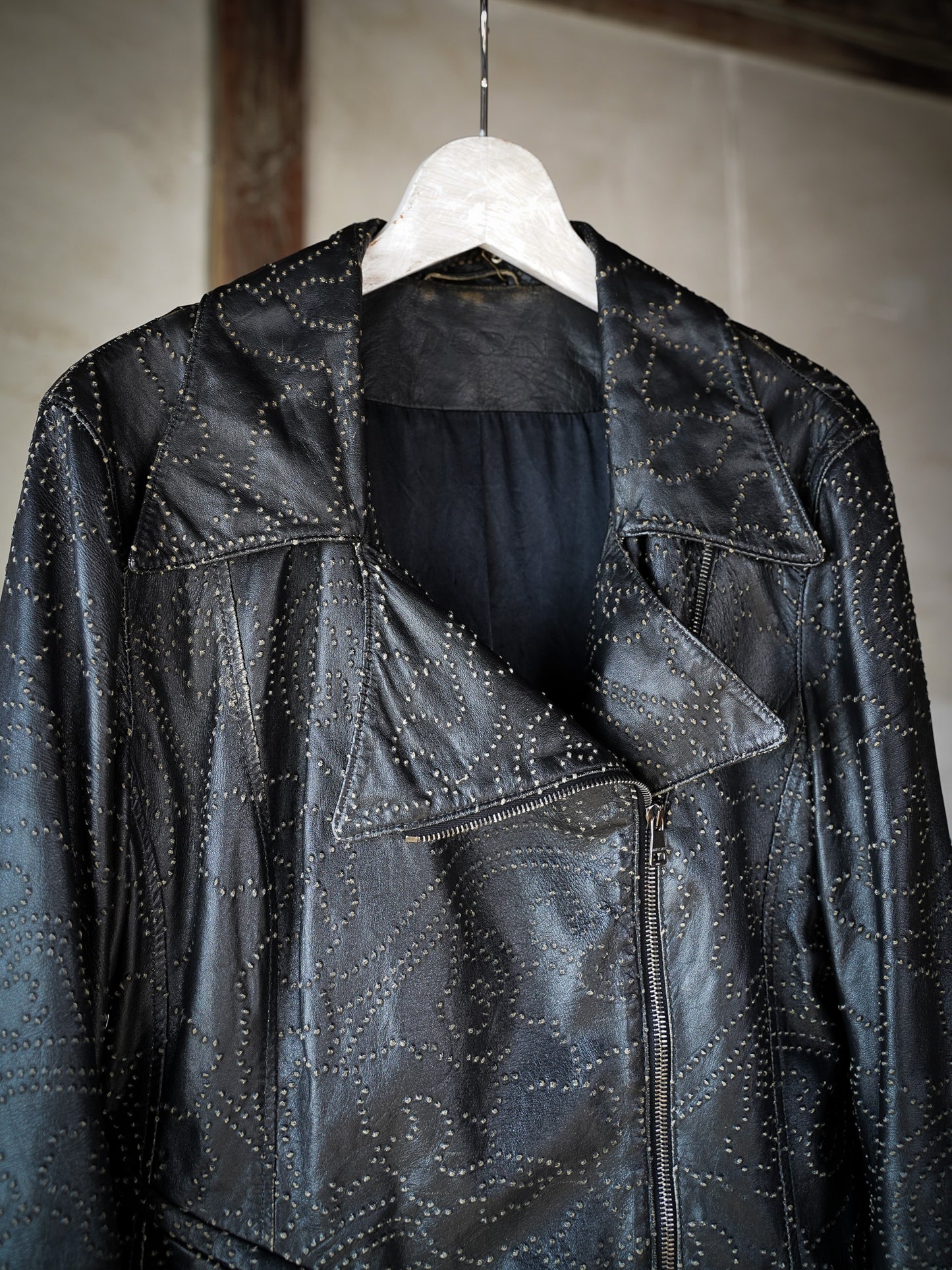 Euro Vintage Needle Punch Leather Riders JKT