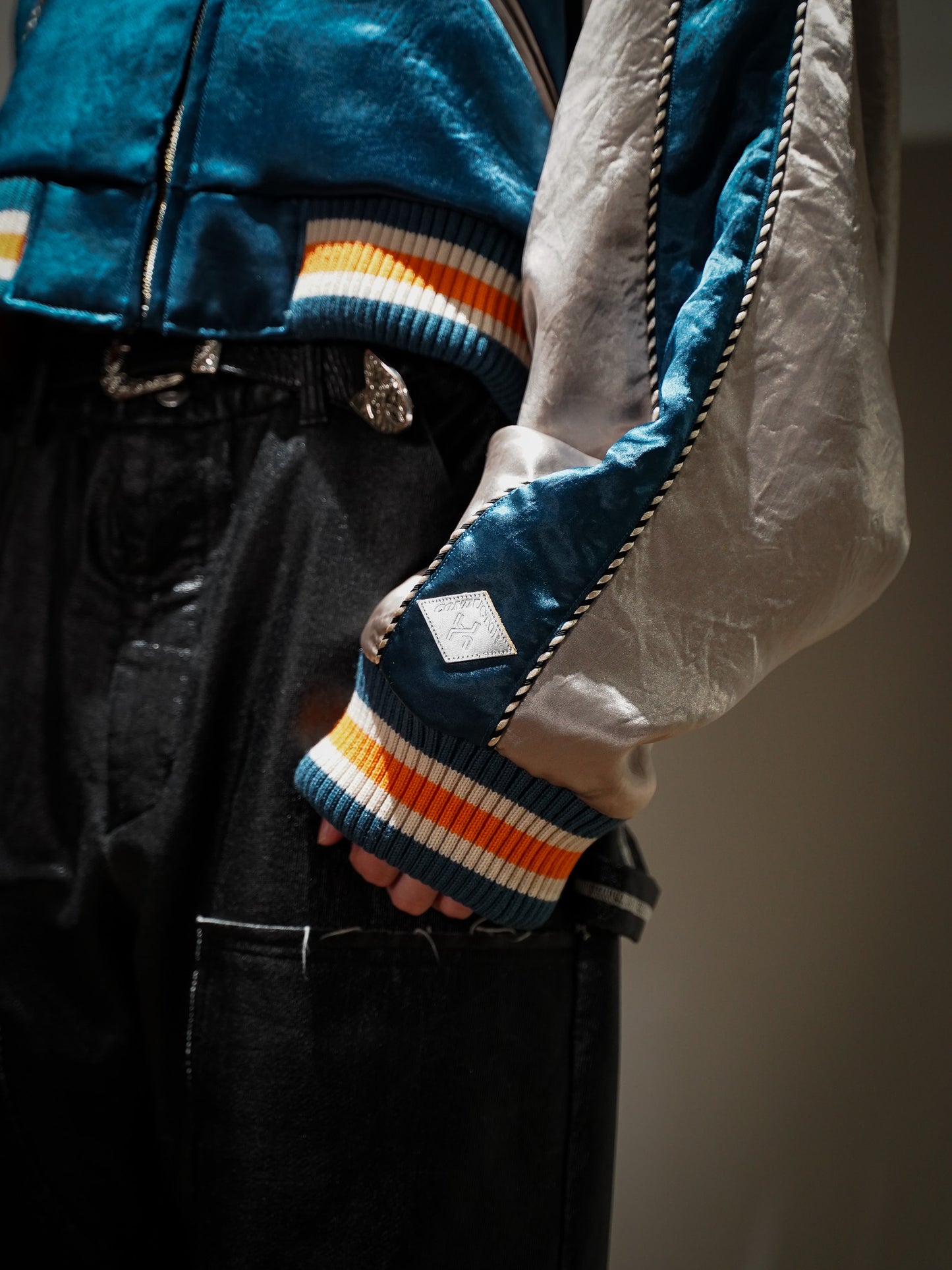 [残り1点] el conductorH CROPPED "YAMA KING" EMBROIDERED SOURVENIR JKT