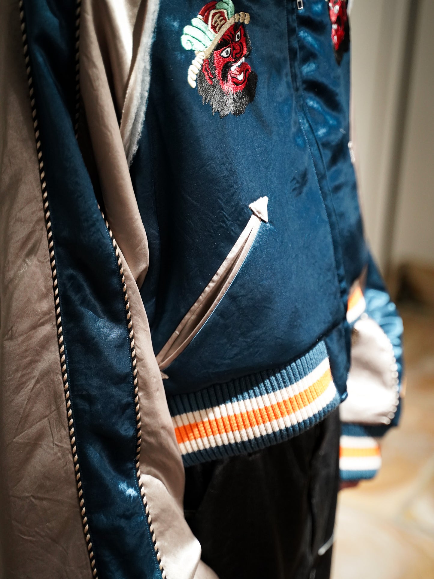 [残り1点] el conductorH CROPPED "YAMA KING" EMBROIDERED SOURVENIR JKT