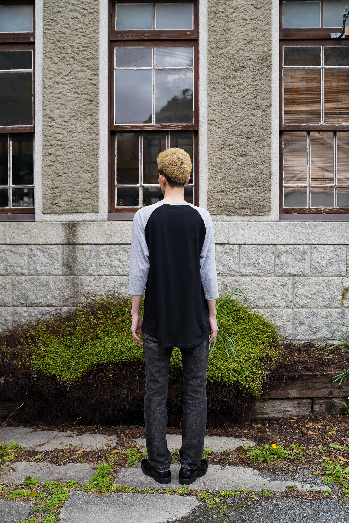 90s Vintage Raglan Sleeve Tee