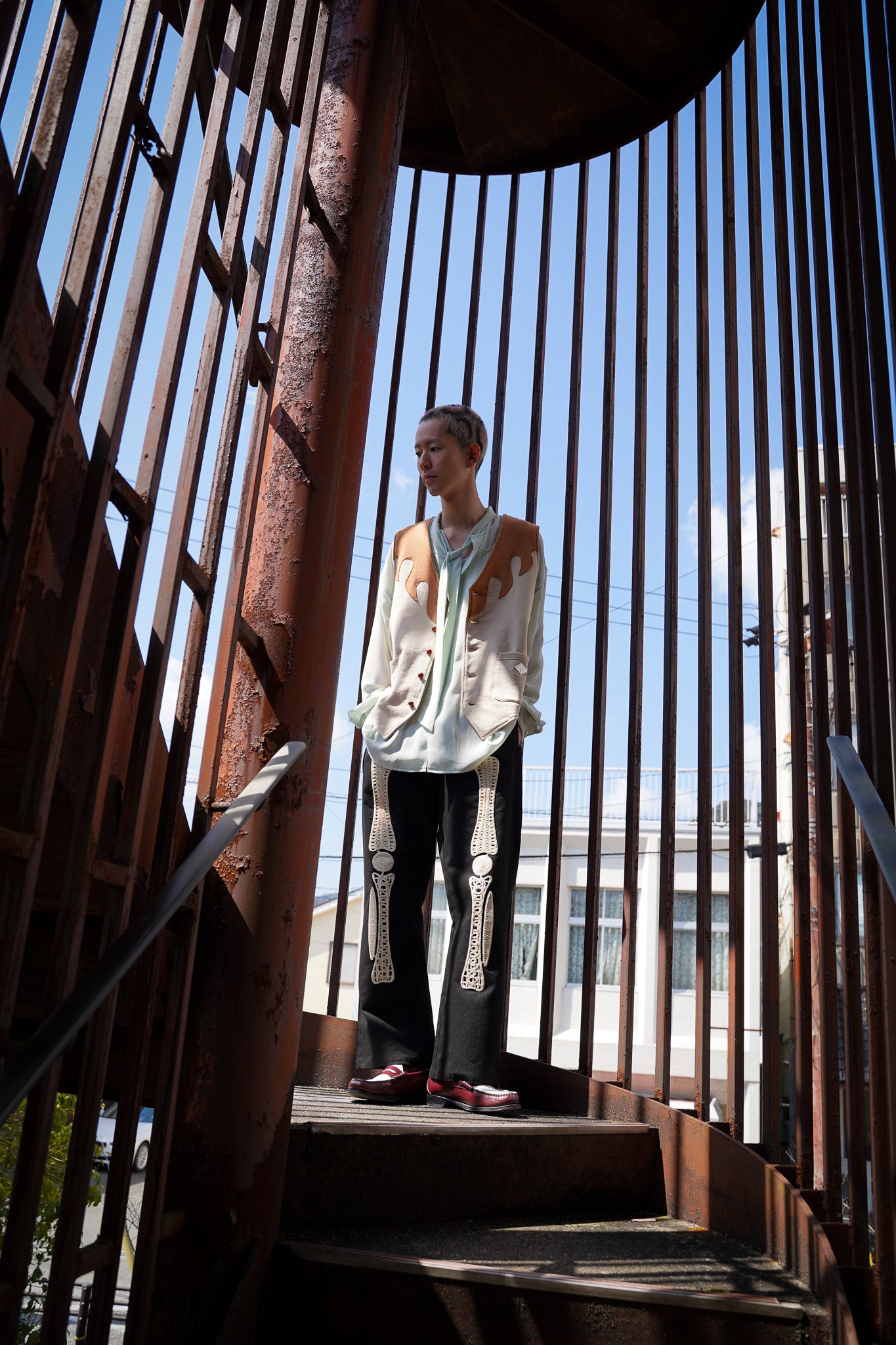 el conductorH CORD EMBROIDERED COTTON TROUSERS 'BONES コンダクター