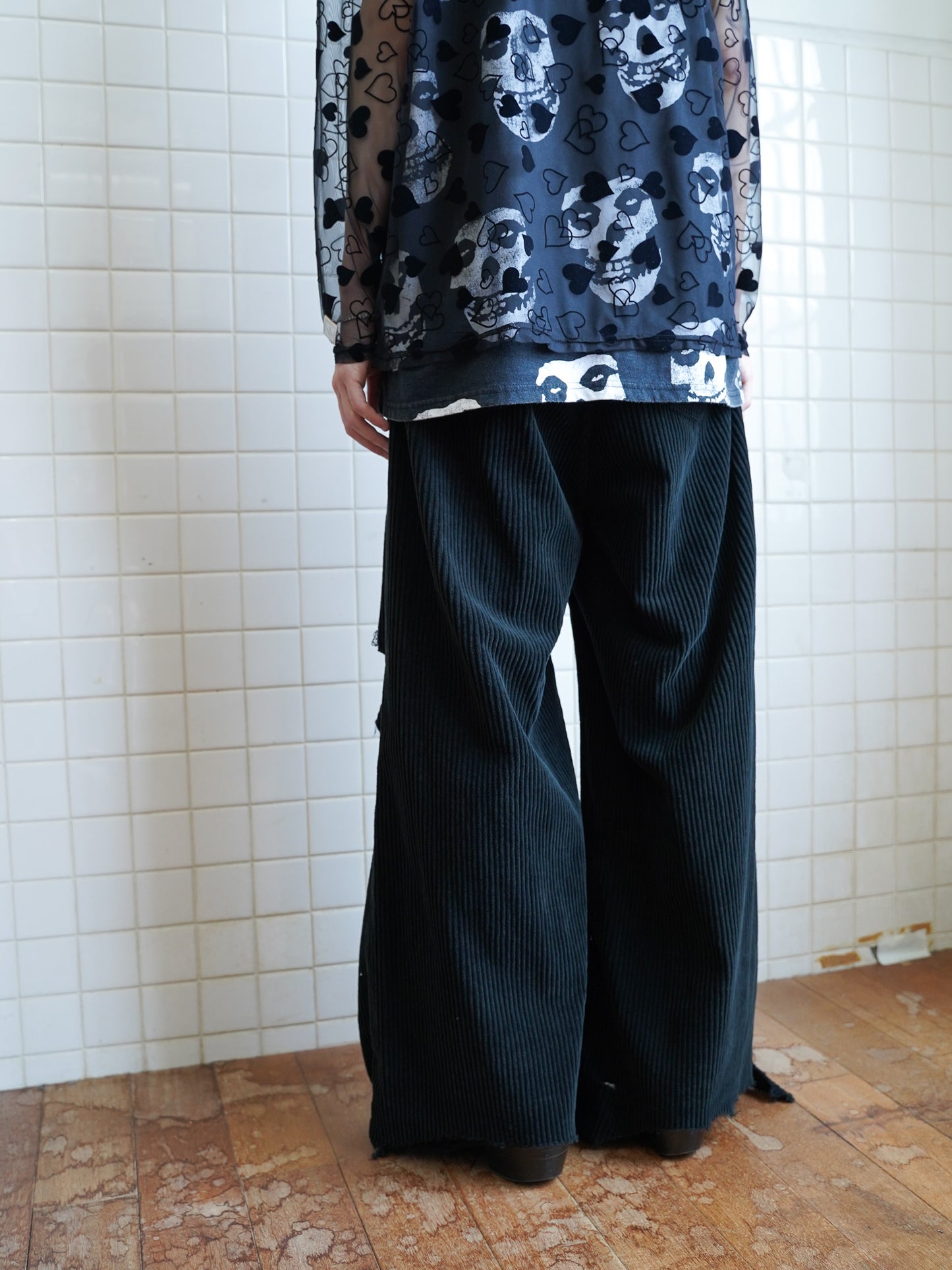 [残り1点] el conductorH DISTRESSED CORDUROY WIDE TROUSERS