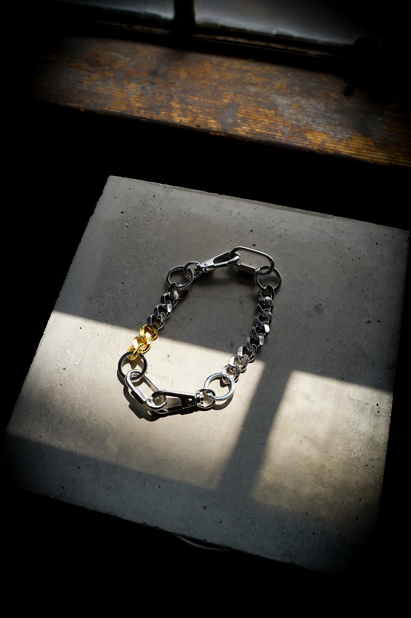 [残り1点] THE OBJECT Brass Bracelet Karabina