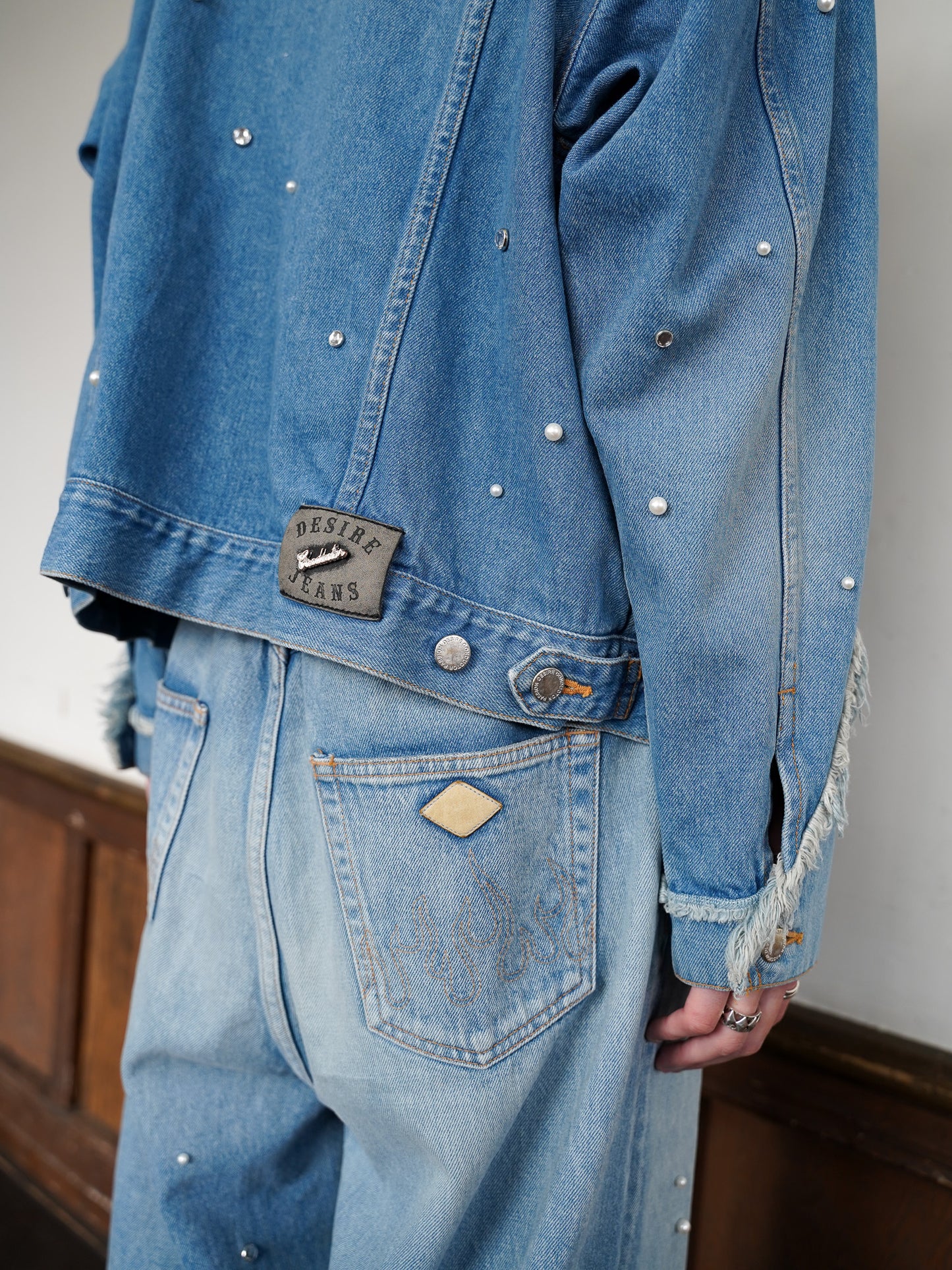 [残り1点] el conductorH BIJOU STUDDED JEAN JKT