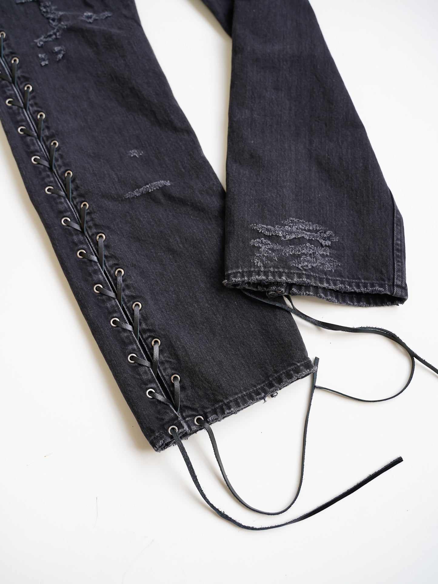 el conductorH LACE UP DISTRESSED JEAN TROUSERS